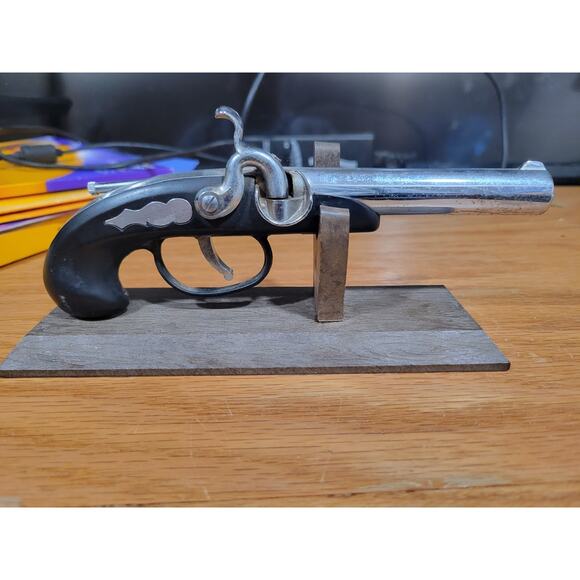 Unbranded Other - VINTAGE 1960'S FLINTLOCK PISTOL SHAPED CIGARETTE/Cigar Lighter